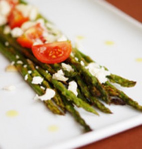 Grilled Asparagus and Macadamia Salad